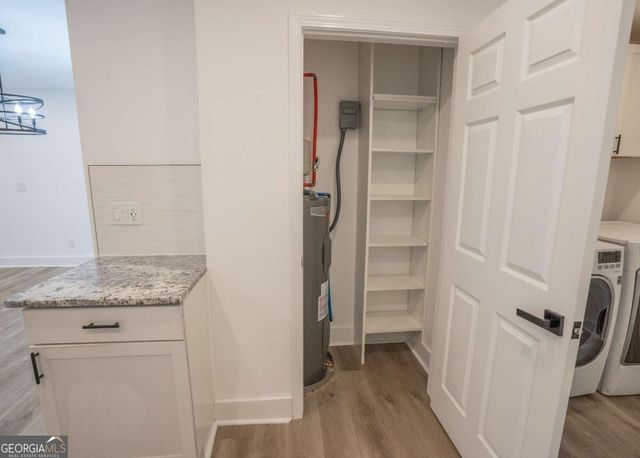 3822 Bakers Ferry Road SW, Atlanta, GA 30331