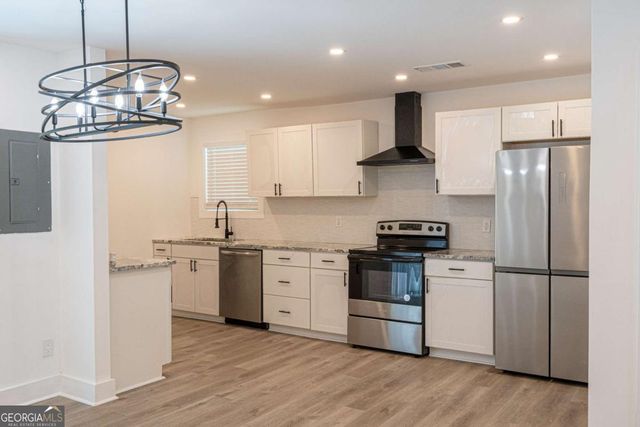 3822 Bakers Ferry Road SW, Atlanta, GA 30331