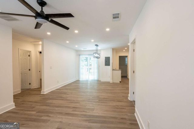 3822 Bakers Ferry Road SW, Atlanta, GA 30331