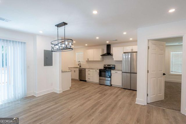 3822 Bakers Ferry Road SW, Atlanta, GA 30331