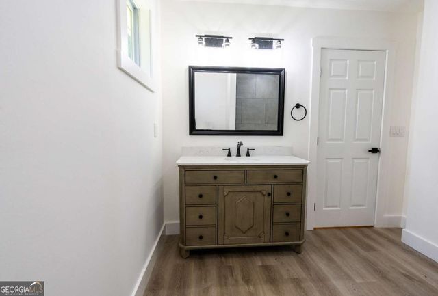 3822 Bakers Ferry Road SW, Atlanta, GA 30331