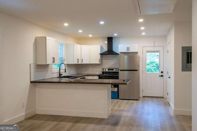 3822 Bakers Ferry Road SW, Atlanta, GA 30331