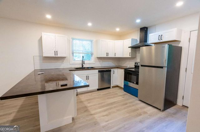 3822 Bakers Ferry Road SW, Atlanta, GA 30331