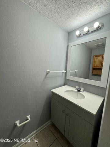 8377 HOMEPORT Court, Jacksonville, FL 32244