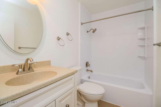 712 S 34TH Street, Mesa, AZ 85204