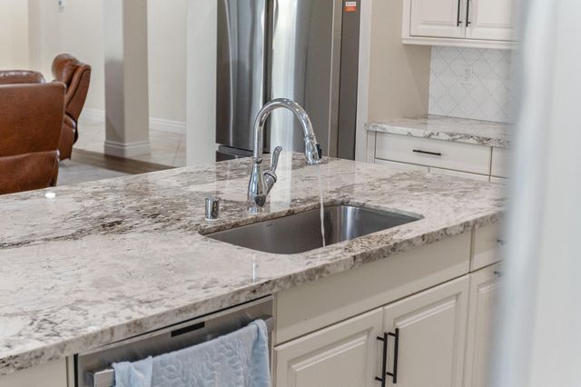 3108 E Beech Court, Visalia, CA 93292