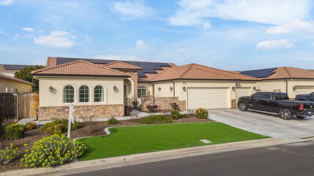 3108 E Beech Court, Visalia, CA 93292