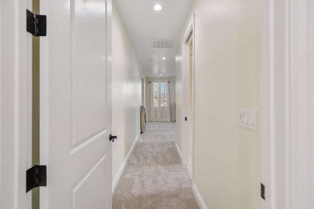 3108 E Beech Court, Visalia, CA 93292