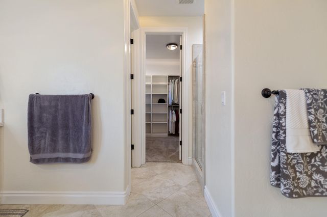 3108 E Beech Court, Visalia, CA 93292