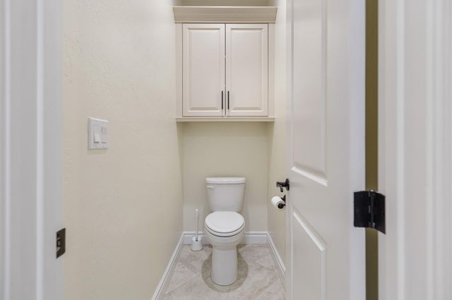 3108 E Beech Court, Visalia, CA 93292