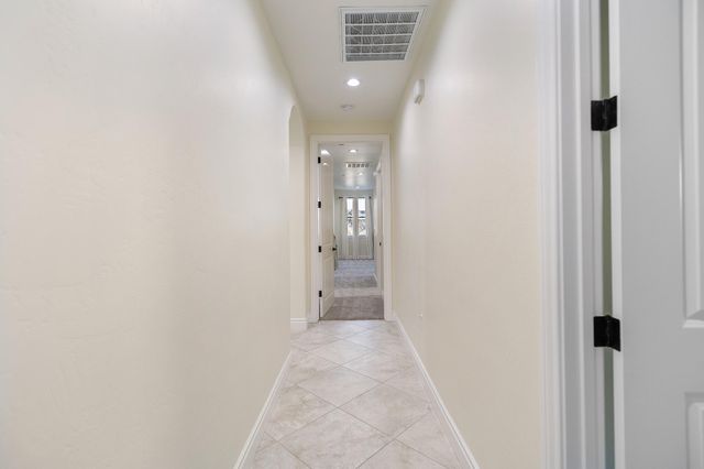 3108 E Beech Court, Visalia, CA 93292