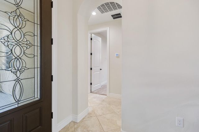 3108 E Beech Court, Visalia, CA 93292