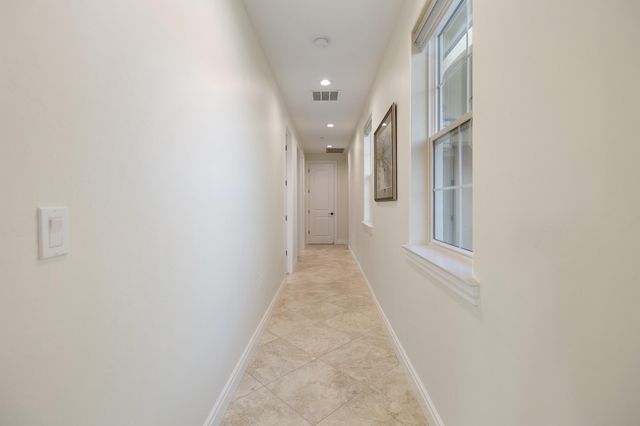 3108 E Beech Court, Visalia, CA 93292