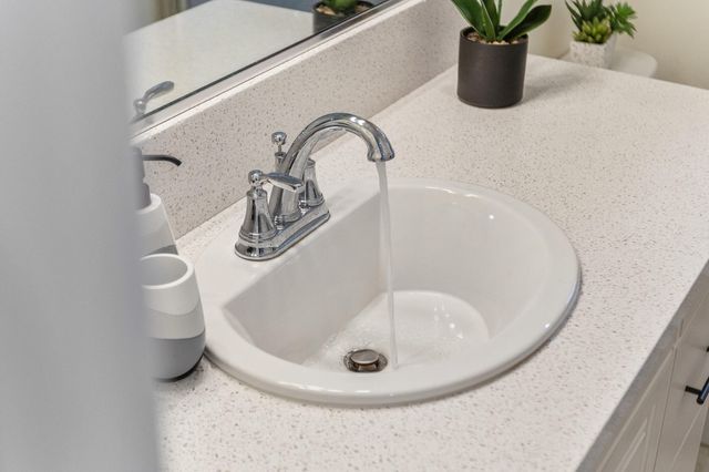 3108 E Beech Court, Visalia, CA 93292