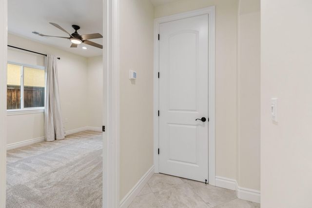 3108 E Beech Court, Visalia, CA 93292