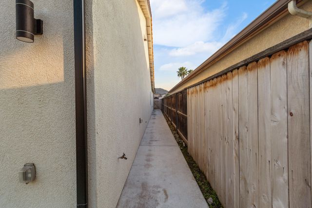 3108 E Beech Court, Visalia, CA 93292