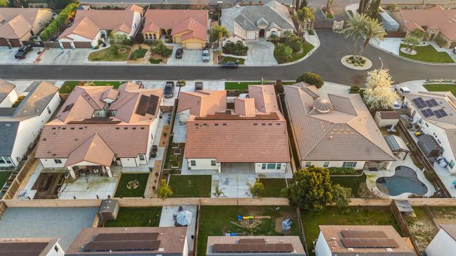 3108 E Beech Court, Visalia, CA 93292