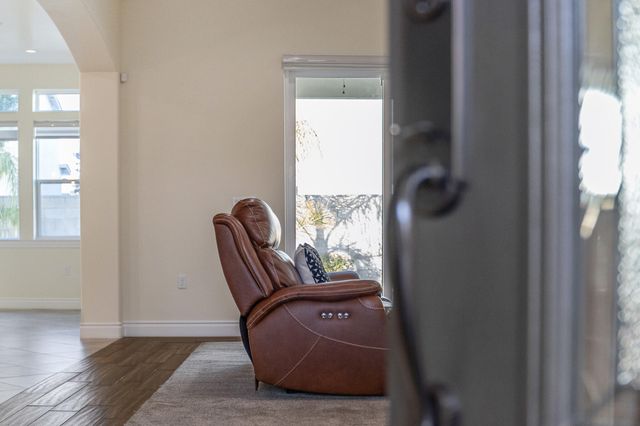 3108 E Beech Court, Visalia, CA 93292