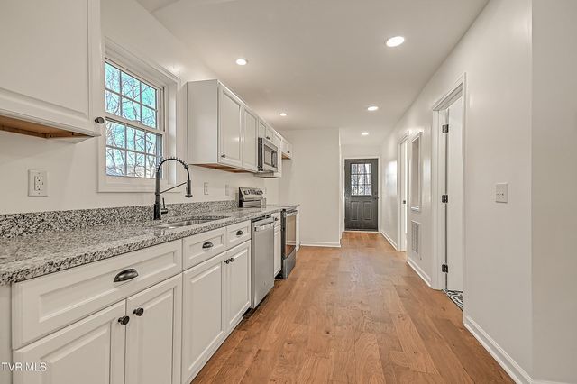 145 Daniel Lane, Elizabethton, TN 37643