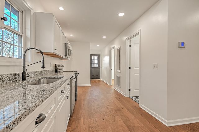 145 Daniel Lane, Elizabethton, TN 37643