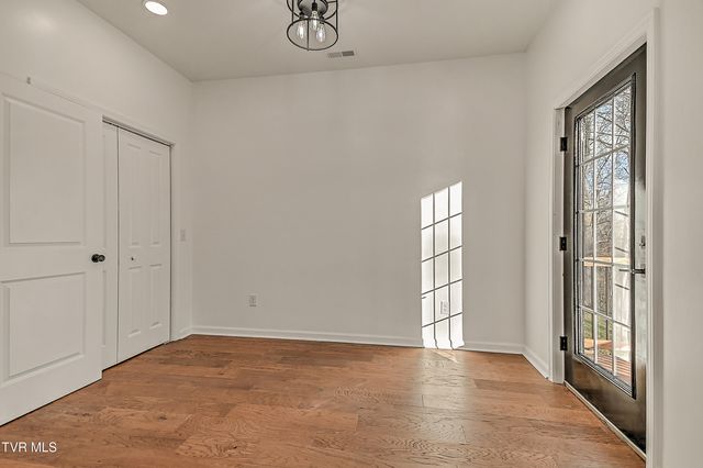 145 Daniel Lane, Elizabethton, TN 37643