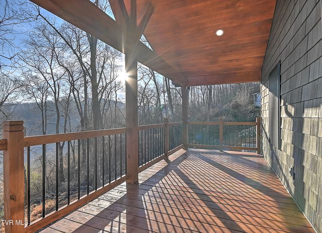 145 Daniel Lane, Elizabethton, TN 37643