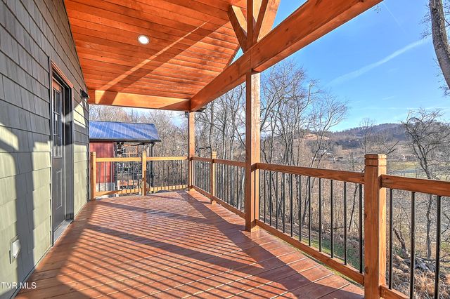 145 Daniel Lane, Elizabethton, TN 37643