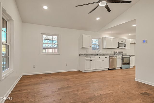 145 Daniel Lane, Elizabethton, TN 37643