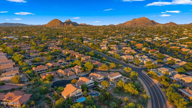 9031 E PARAISO Drive, Scottsdale, AZ 85255
