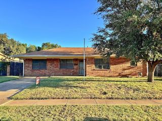 4130 LAVELL AVENUE, Wichita Falls, TX 76310