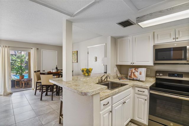 598 ORANGE DRIVE 157, Altamonte Springs, FL 32701
