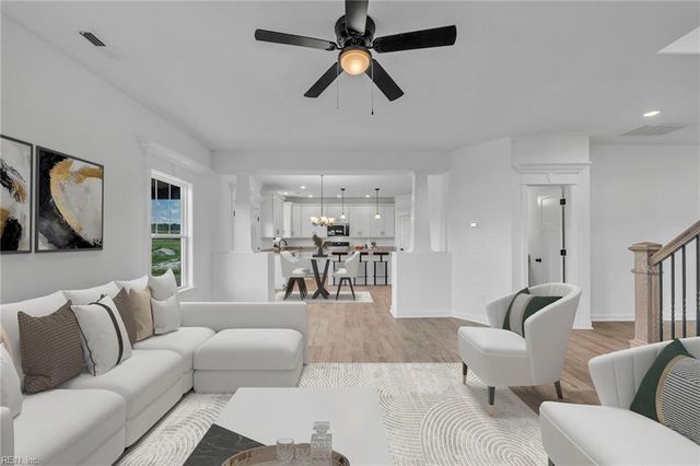 106 Copper Run LOOP, South Mills, NC 27976