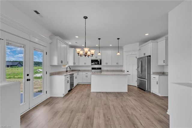 106 Copper Run LOOP, South Mills, NC 27976