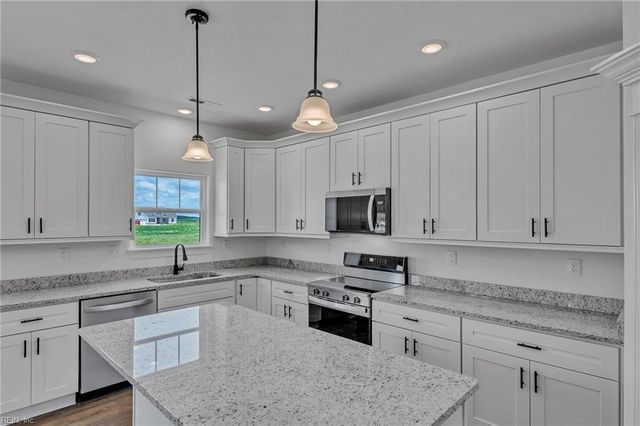 106 Copper Run LOOP, South Mills, NC 27976
