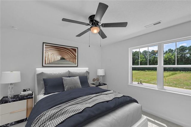 106 Copper Run LOOP, South Mills, NC 27976