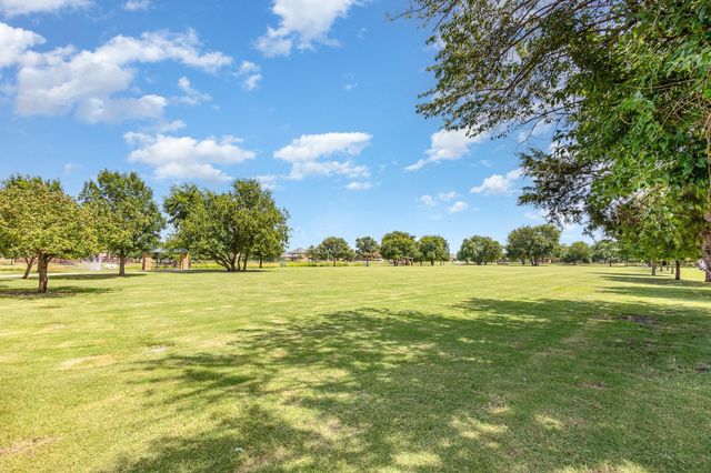 821 Redbud Drive, Allen, TX 75002