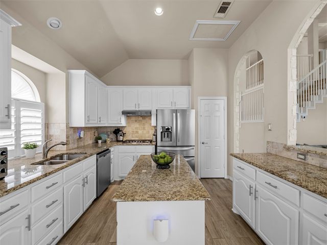 821 Redbud Drive, Allen, TX 75002