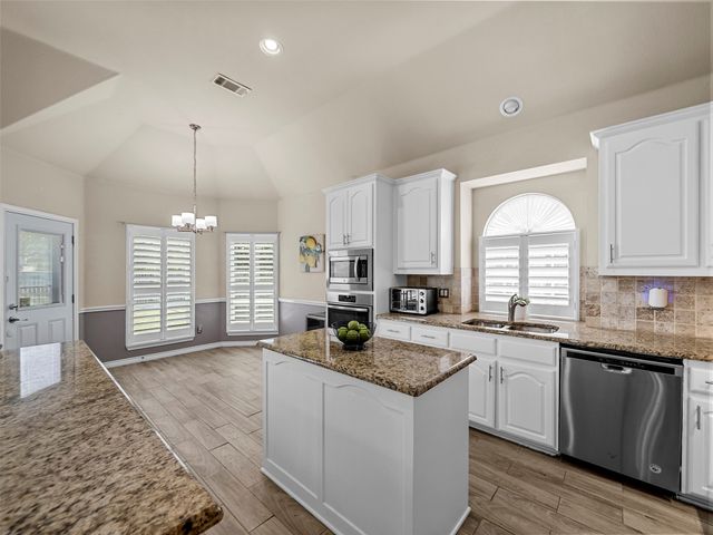 821 Redbud Drive, Allen, TX 75002
