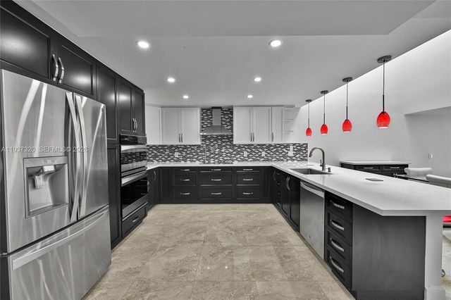 310 Poinciana Dr 802, Sunny Isles Beach, FL 33160