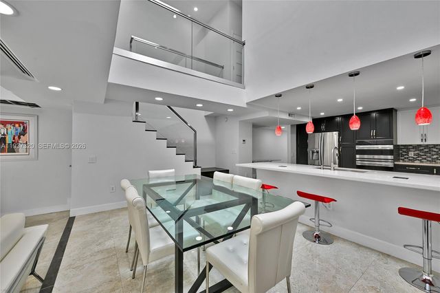 310 Poinciana Dr 802, Sunny Isles Beach, FL 33160