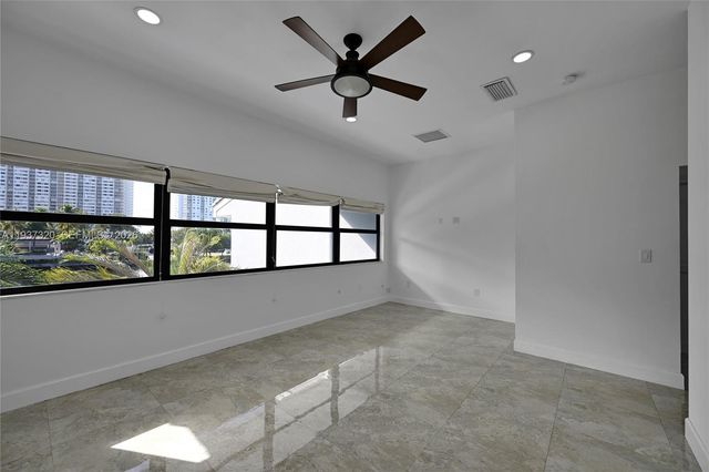 310 Poinciana Dr 802, Sunny Isles Beach, FL 33160