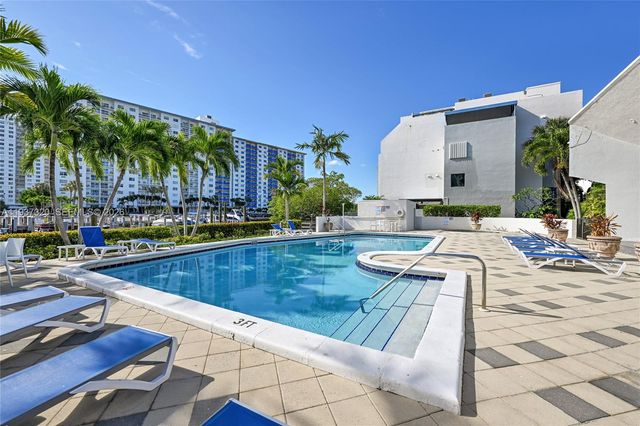310 Poinciana Dr 802, Sunny Isles Beach, FL 33160