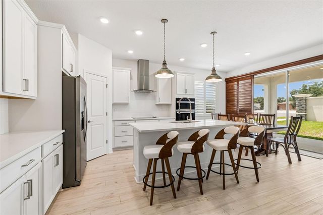 283 SAND CRANE WAY, Tarpon Springs, FL 34689