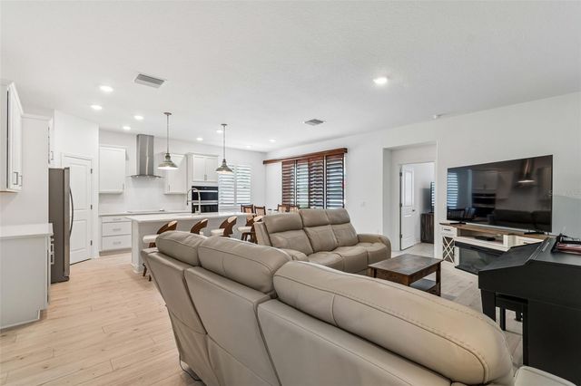 283 SAND CRANE WAY, Tarpon Springs, FL 34689