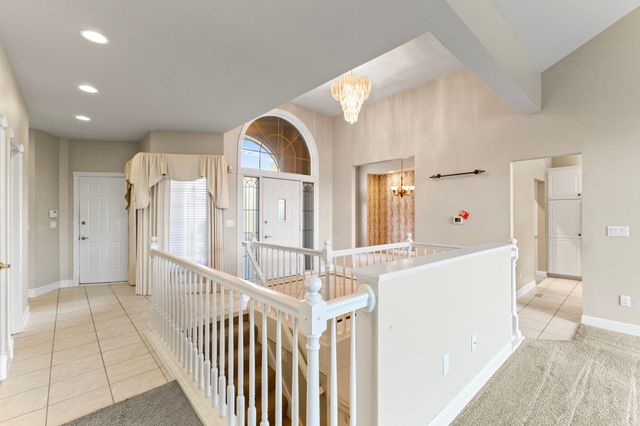 13575 Village Court, Clive, IA 50325