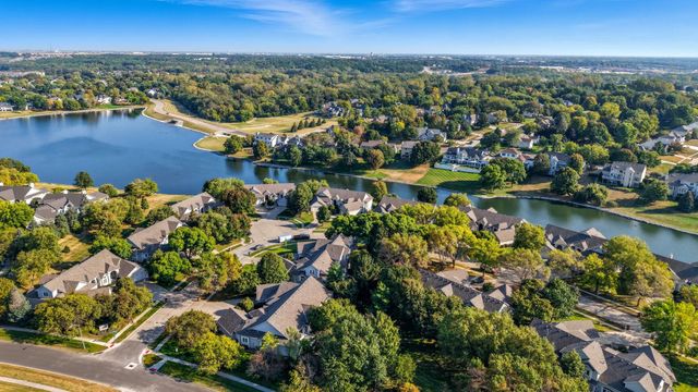 13575 Village Court, Clive, IA 50325