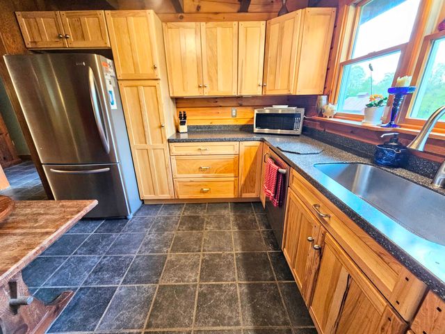 1422 Merrifield Road, Whitingham, VT 05361