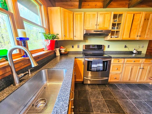 1422 Merrifield Road, Whitingham, VT 05361