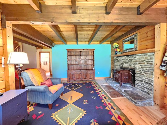 1422 Merrifield Road, Whitingham, VT 05361