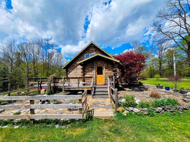 1422 Merrifield Road, Whitingham, VT 05361